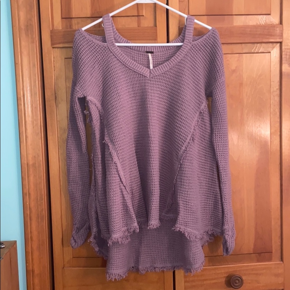 Long sleeve Free People sweater with cold shoulder